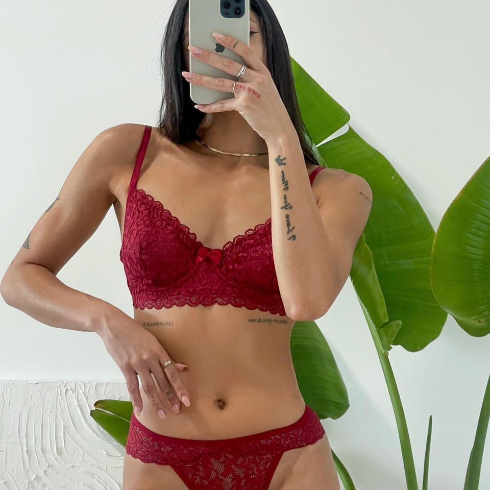 Red Velvet  Lingerie